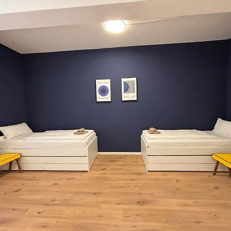 135qm - 6 - - 2 Bathrooms - Free Parking - Mallibase *