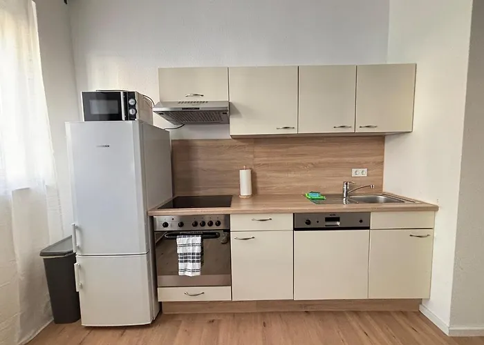 135qm - 6 - - 2 Bathrooms - Free Parking - Mallibase