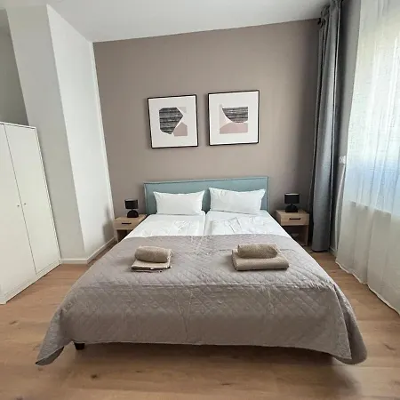 135qm - 6 - - 2 Bathrooms - Free Parking - Mallibase *